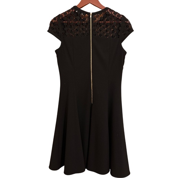 Calvin Klein/Ellen Tracy Elegant Black Lace Dress - 6 - Picture 4 of 9
